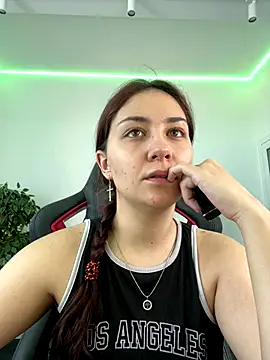 Snapshot of AshleySkott_ chatting on 09.12.25 AshleySkott online show from 09.12.25