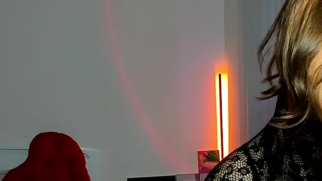 Snapshot of Andrea_tasty chatting on 05.23.26 Andrea tasty online show from 05.23.26