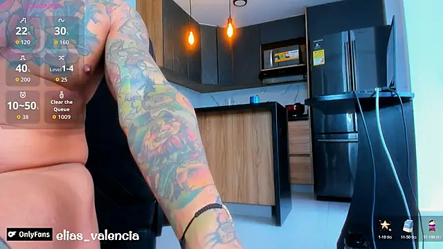 Snapshot of fitnolan chatting on 02.24.26 fitnolan online show from 02.24.26