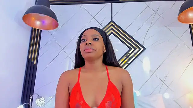 Snapshot of EmilyDiaaz chatting on 09.20.25 EmilyDiaaz online show from 09.20.25