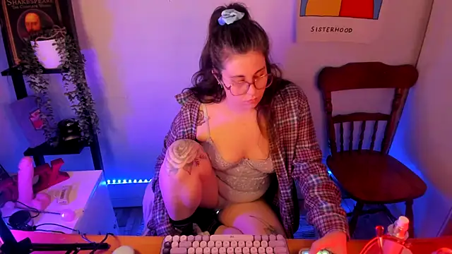 Rosiee69  online show from 03.24.26