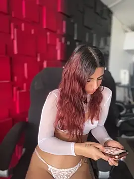 Emily-teen online show from 11.21.25