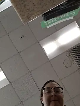 HTXBELLE online show from 11.12.25