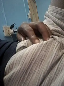 Snapshot of _RapElani-2290 chatting on 02.19.25 RapElani-2290 online show from 02.19.25