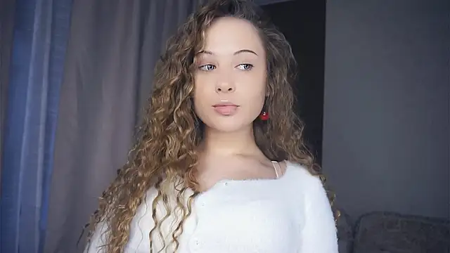 Snapshot of QuennaCoote chatting on 01.16.26 QuennaCoote online show from 01.16.26