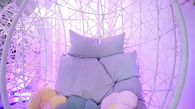 SaharaKramer online show from 02.22.25