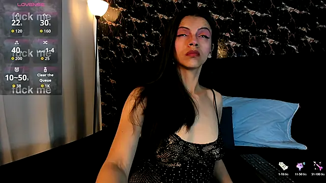 Snapshot of aitana_garcia_ chatting on 10.25.25 aitana garcia online show from 10.25.25