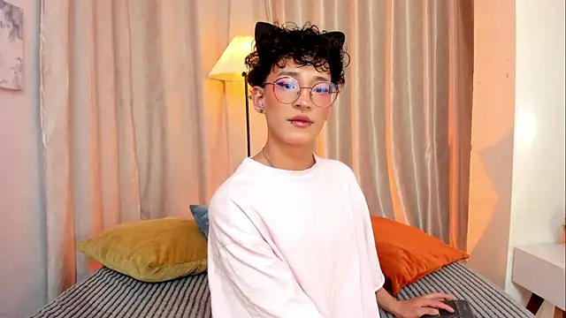 iiangel  online show from 02.24.26