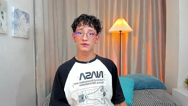 iiangel  online show from 02.25.26