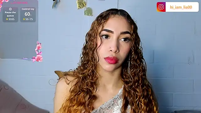 LiaHansson online show from 11.24.25