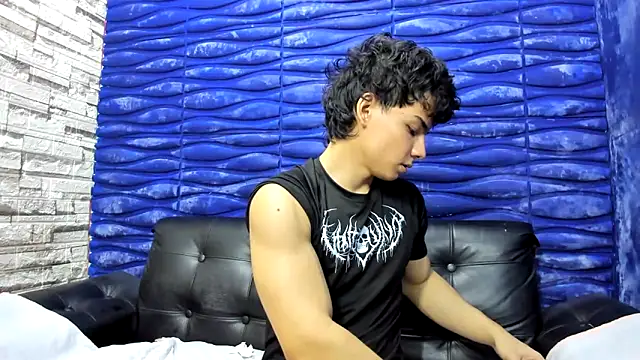 Snapshot of seigfried0 chatting on 02.16.26 seigfried0 online show from 02.16.26