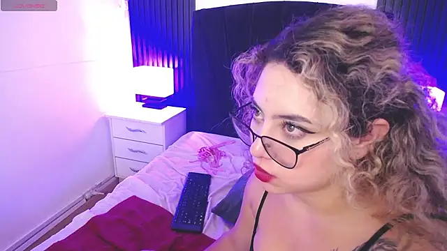 veenus hs online show from 03.22.25