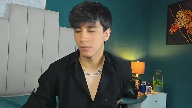 Allex Cano online show from 11.18.25