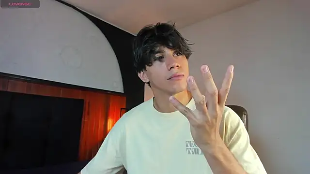 Allex Cano online show from 04.14.26