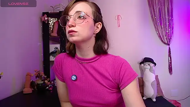 Elise Nyx online show from 03.08.26