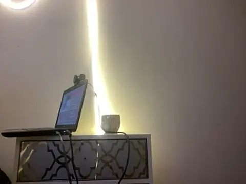 Snapshot of DesireLuxe chatting on 02.03.26 DesireLuxe online show from 02.03.26