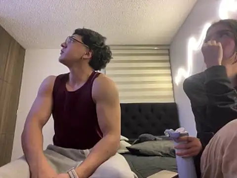 Snapshot of DesireLuxe chatting on 02.25.26 DesireLuxe online show from 02.25.26