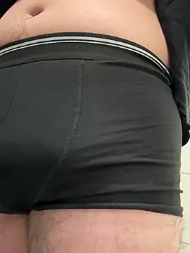 Snapshot of turkishhard25_geil chatting on 02.18.25 turkishhard25 geil online show from 02.18.25