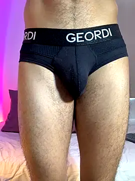 Snapshot of eross_chipre_ chatting on 11.26.25 eross chipre online show from 11.26.25