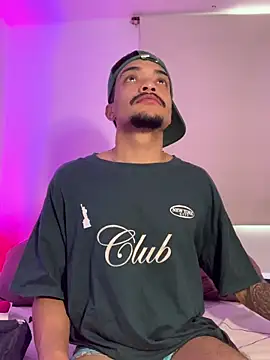 Snapshot of eross_chipre_ chatting on 12.03.25 eross chipre online show from 12.03.25