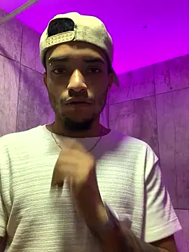 Snapshot of eross_chipre_ chatting on 01.11.26 eross chipre online show from 01.11.26