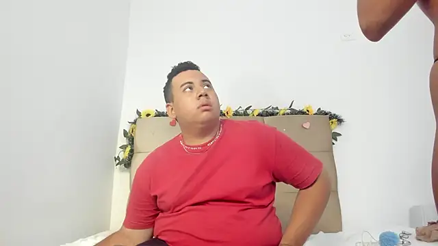 MICHAEL AND SHARON online show from 02.27.25