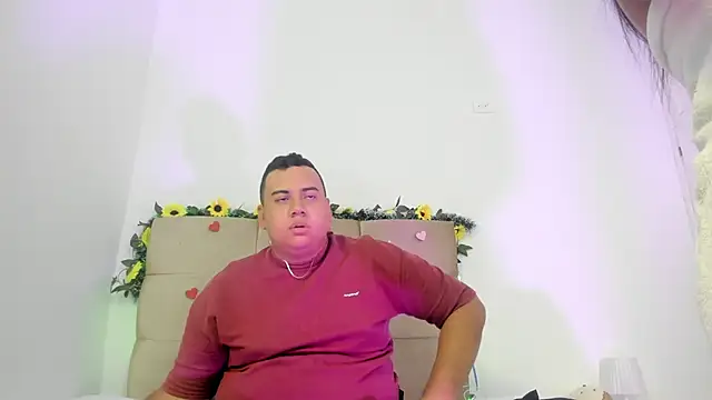 MICHAEL AND SHARON online show from 03.08.25