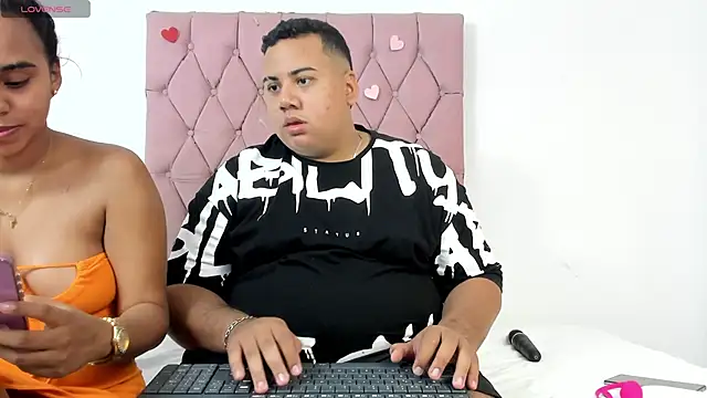 MICHAEL AND SHARON online show from 10.18.25