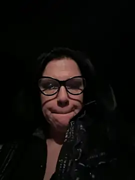 LadydeSade online show from 11.25.25