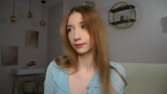 SunnivaCovil online show from 09.17.25