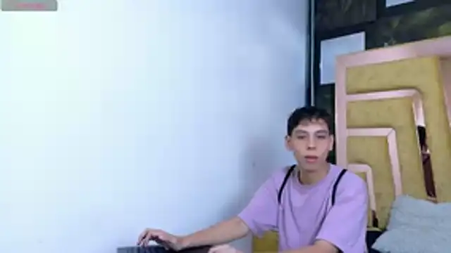 Snapshot of Noahoconor chatting on 10.21.25 Noahoconor online show from 10.21.25