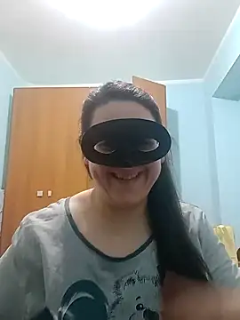 Dolcecurvy online show from 03.18.25