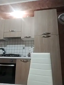 Dolcecurvy online show from 10.19.25