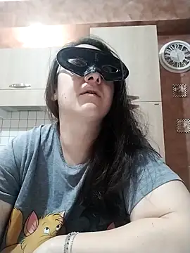 Dolcecurvy online show from 10.22.25