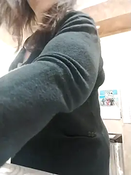 Dolcecurvy online show from 11.15.25