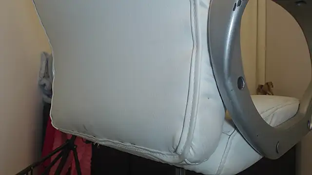 Snapshot of Mature_2025 chatting on 03.17.25 Mature 2025 online show from 03.17.25