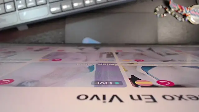 Snapshot of Mature_2025 chatting on 10.07.25 Mature 2025 online show from 10.07.25