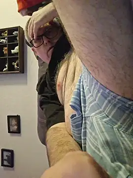 Snapshot of Smallone327 chatting on 02.16.26 Smallone327 online show from 02.16.26