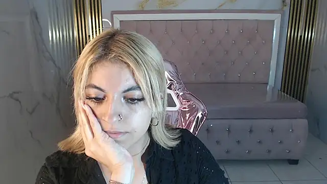 Snapshot of lili_conor_s chatting on 03.20.25 lili conor s online show from 03.20.25