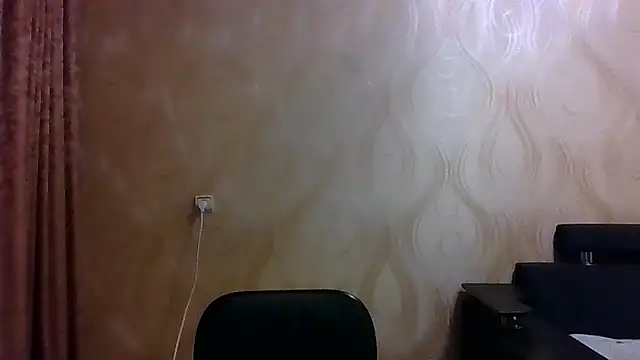 Snapshot of frama666 chatting on 10.16.25 frama666 online show from 10.16.25