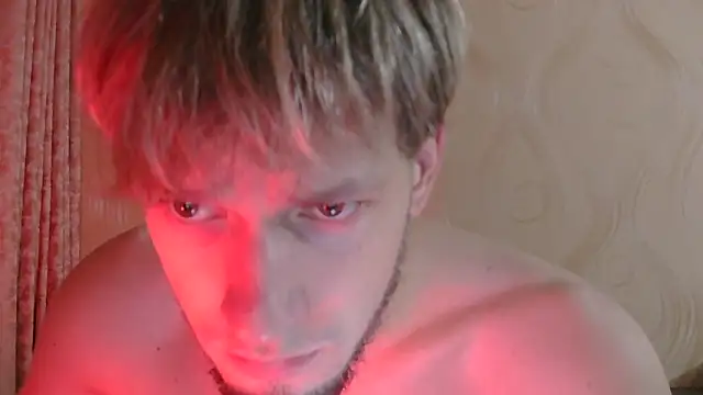 Snapshot of frama666 chatting on 10.18.25 frama666 online show from 10.18.25