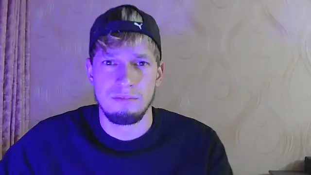 Snapshot of frama666 chatting on 10.19.25 frama666 online show from 10.19.25