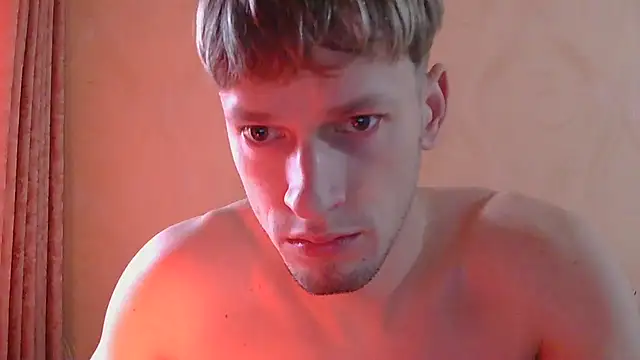 Snapshot of frama666 chatting on 11.02.25 frama666 online show from 11.02.25