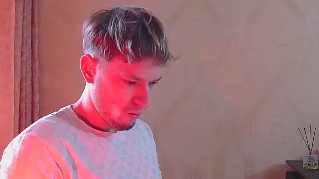 Snapshot of frama666 chatting on 11.06.25 frama666 online show from 11.06.25