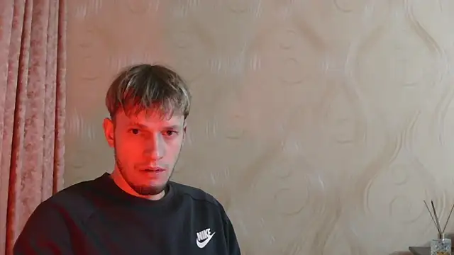 Snapshot of frama666 chatting on 11.17.25 frama666 online show from 11.17.25