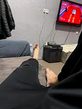 Snapshot of frama666 chatting on 12.04.25 frama666 online show from 12.04.25