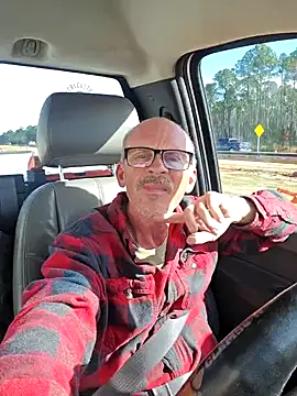 chris8827 online show from 03.10.25