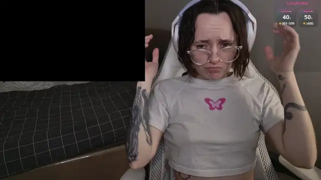 Luna Loveee online show from 05.31.26