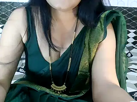 Snapshot of siyajaan chatting on 07.24.26 siyajaan online show from 07.24.26