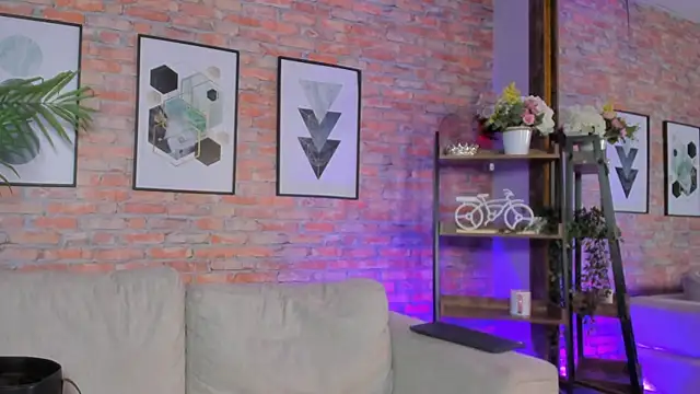 Snapshot of Lucia_Brown_ chatting on 10.22.25 Lucia Brown online show from 10.22.25